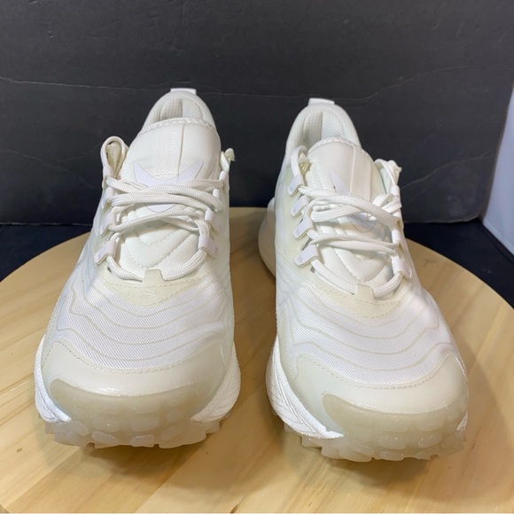 REEBOK FLOATRIDE ENERGY 5 Women’s White Sneakers Shoes Size 10 NEW! - Picture 2 of 10